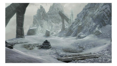 The Elder Scrolls V: Skyrim Standard Edition (físico) - Excelente (Reacondicionado)